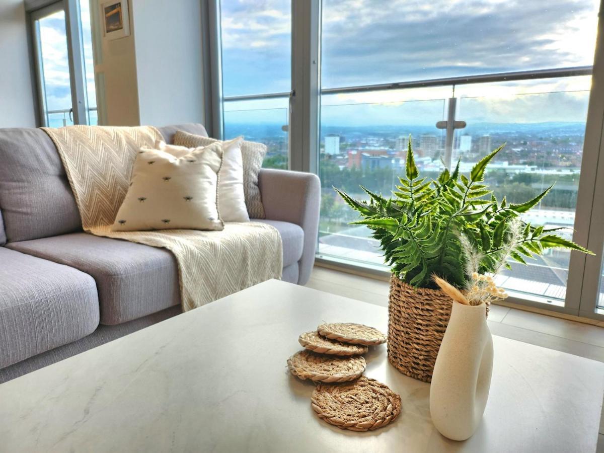 Pass The Keys Stunning Penthouse With Balcony Sunset Views Apartman Belfast Kültér fotó
