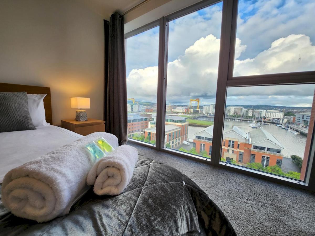 Pass The Keys Stunning Penthouse With Balcony Sunset Views Apartman Belfast Kültér fotó