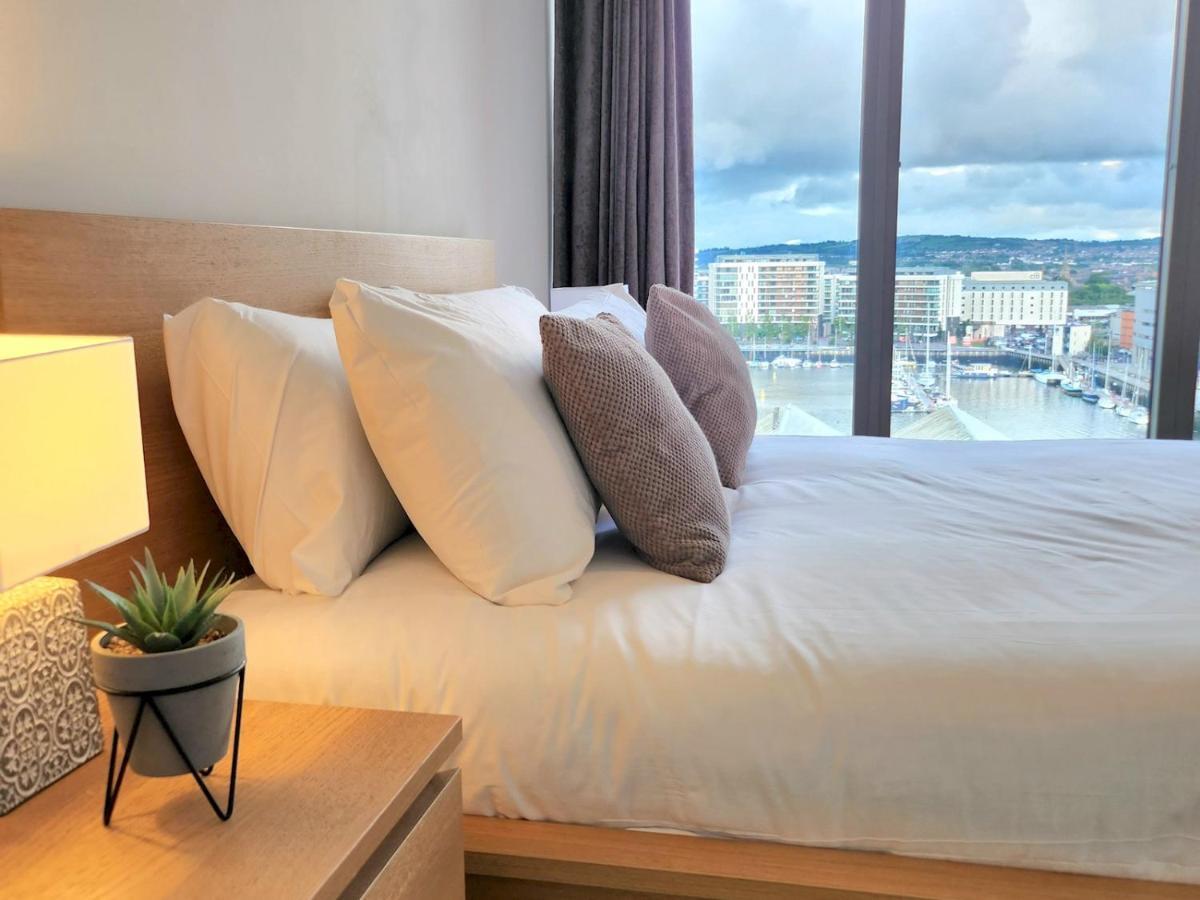 Pass The Keys Stunning Penthouse With Balcony Sunset Views Apartman Belfast Kültér fotó
