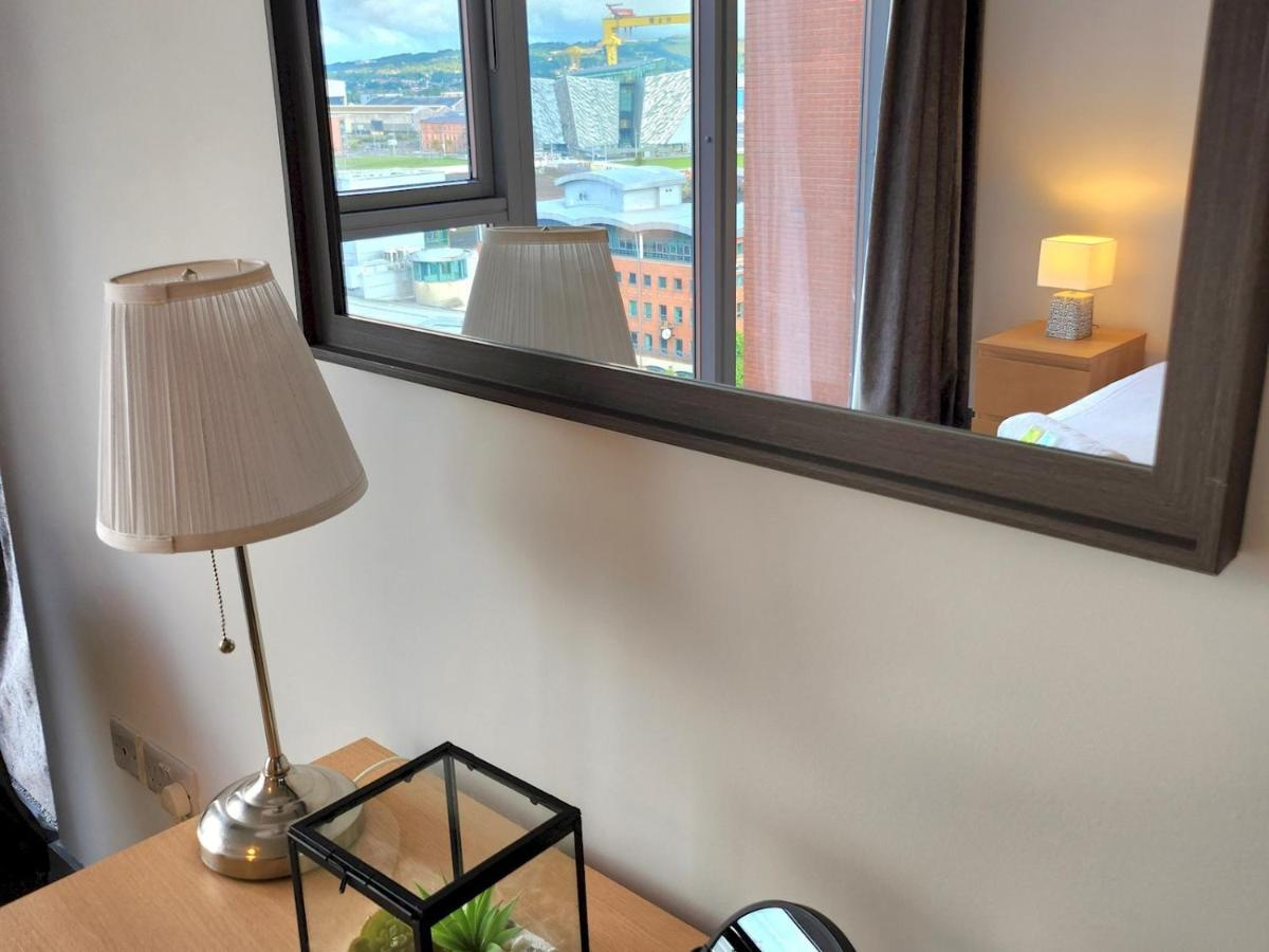Pass The Keys Stunning Penthouse With Balcony Sunset Views Apartman Belfast Kültér fotó